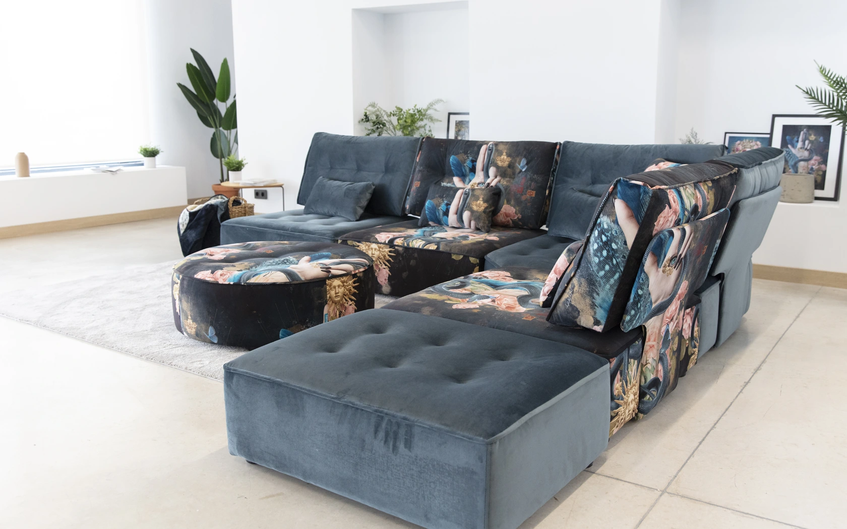 Reposapiés para sofá Clair -Reposapiés ergonómicos - Mueble Design