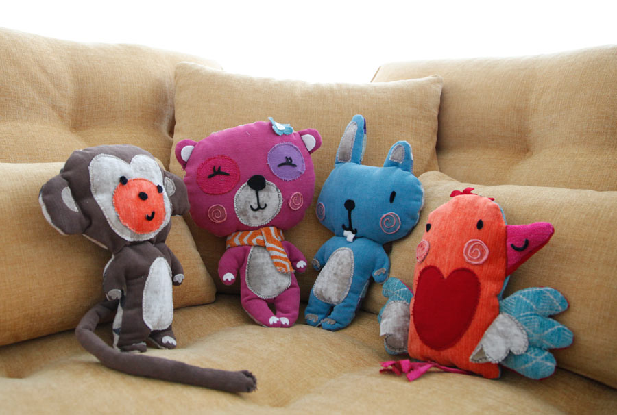 Mascotas de peluche Fama Sofas 01 Mascotas de peluche Fama Sofas 01