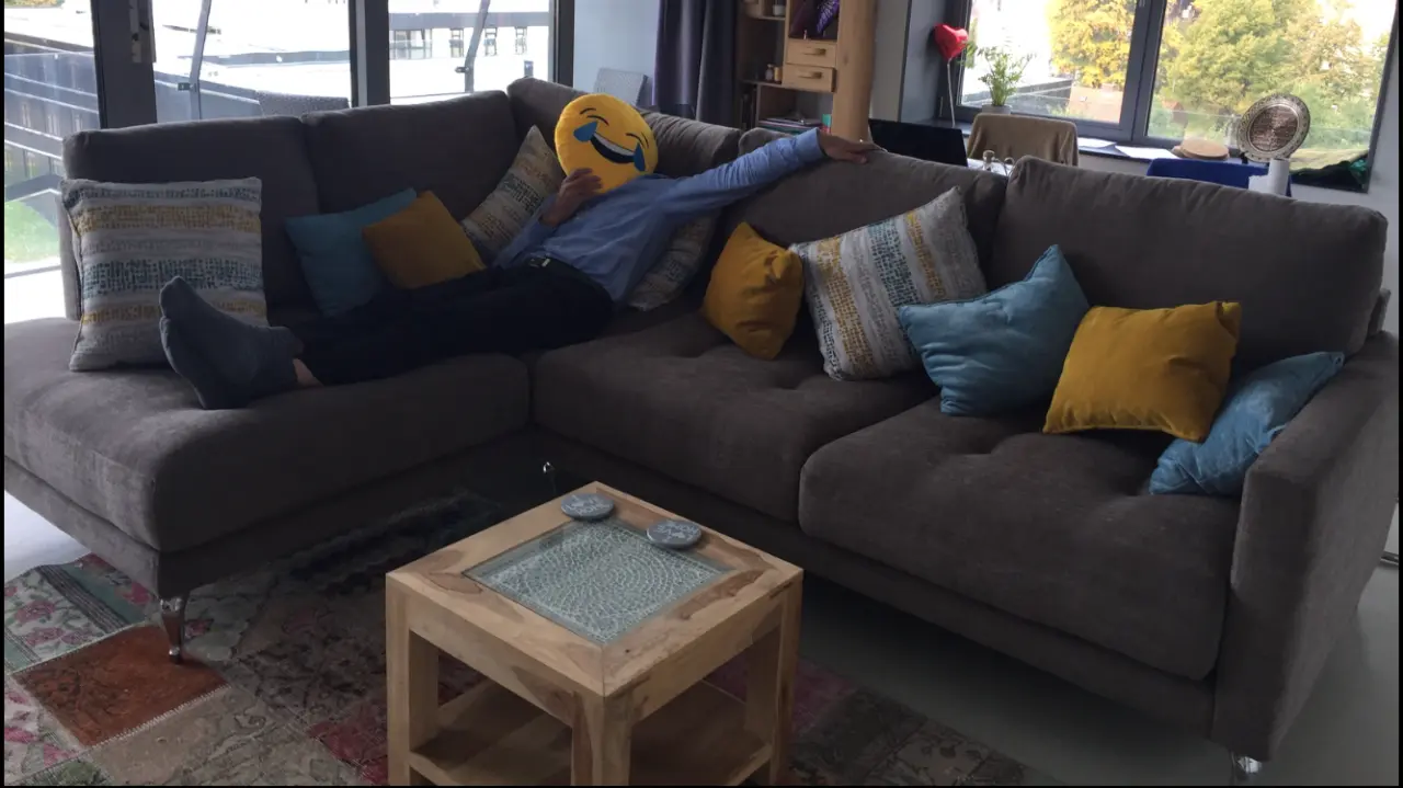 Fama Sofa to Enjoy