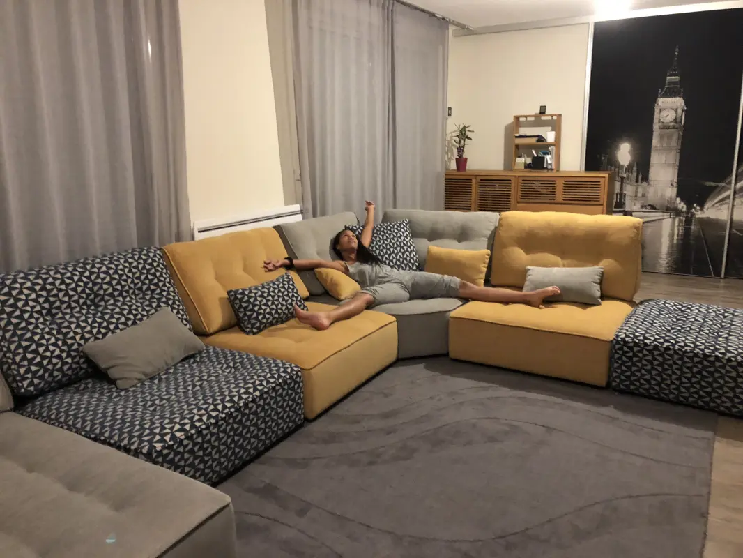 Quand dama débarque à la maison