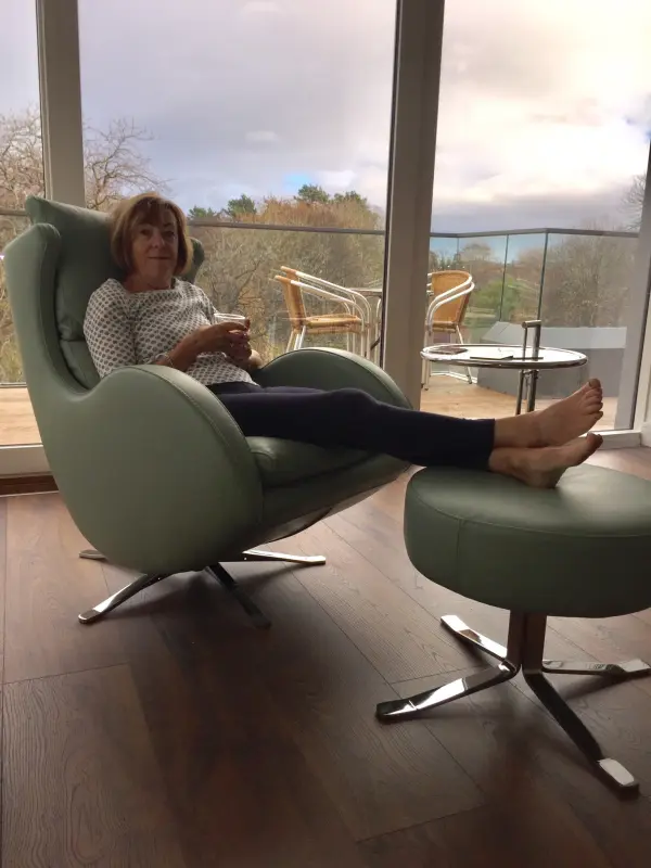 Lenny chair