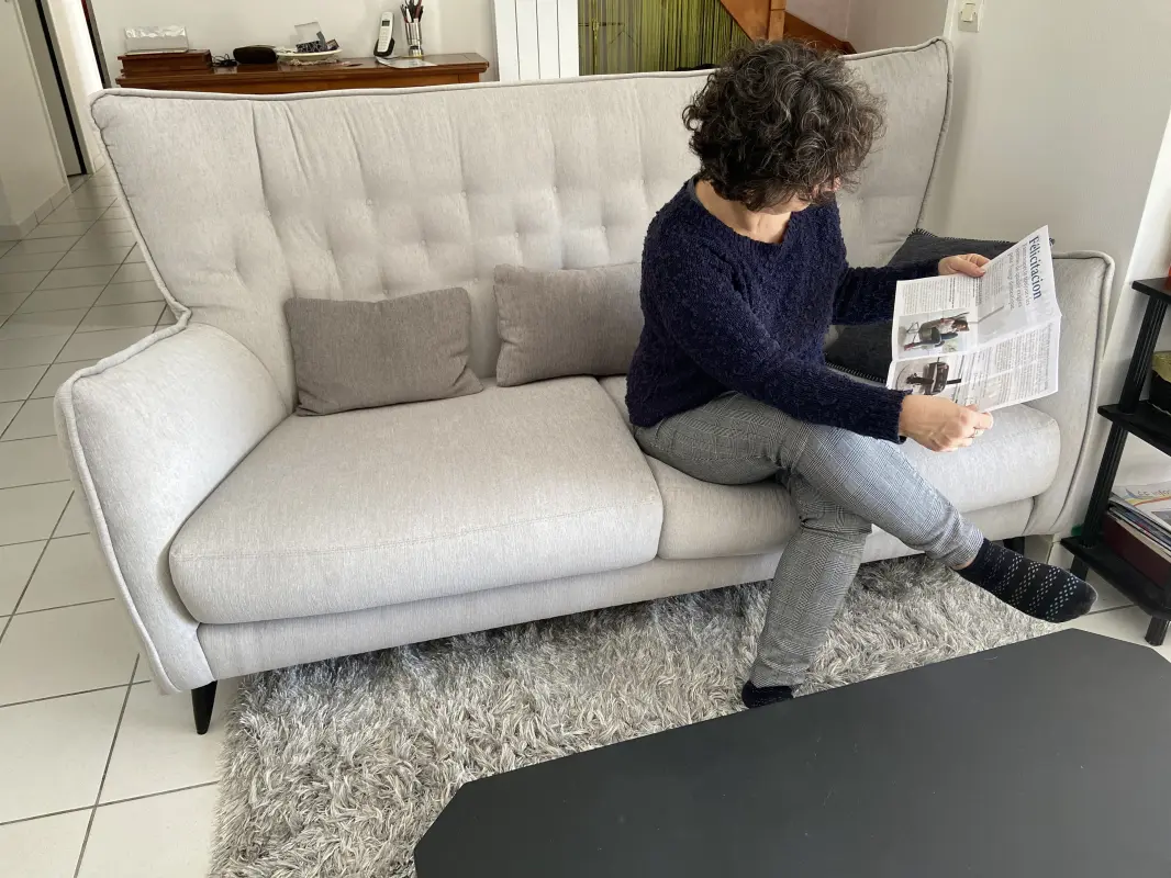 Hélène sur son Simone