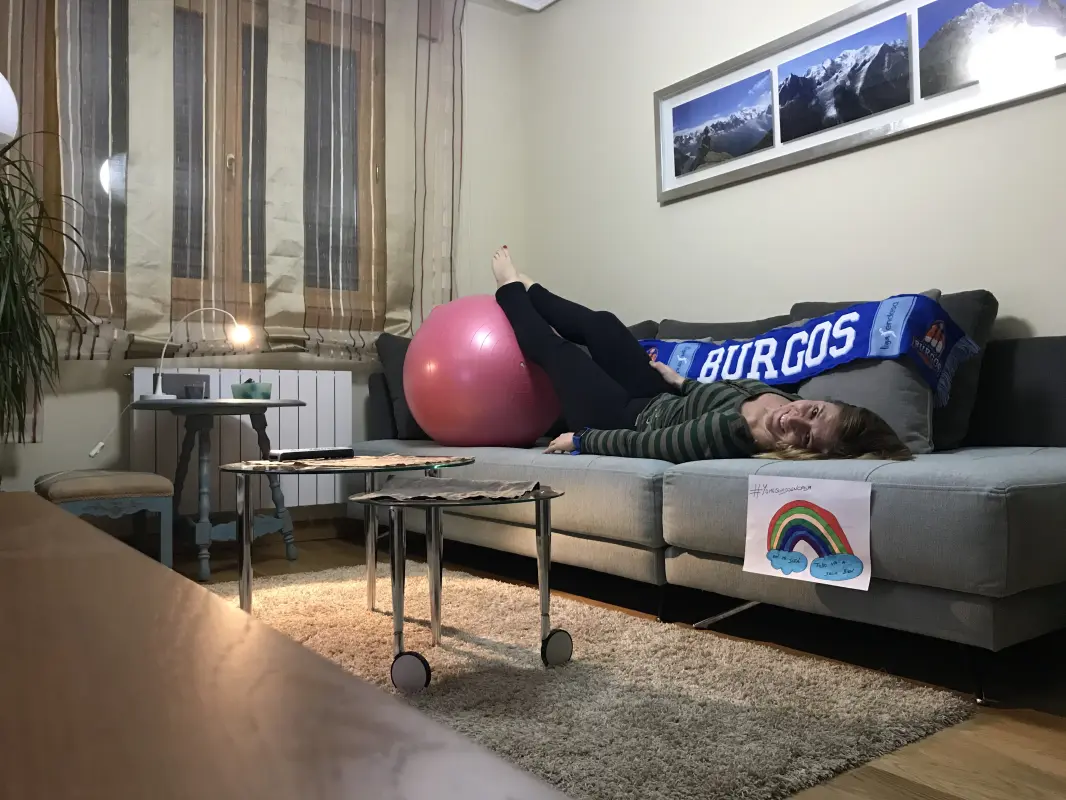 #yomequedoenmisofa   Bienvenido a mi cuarentena