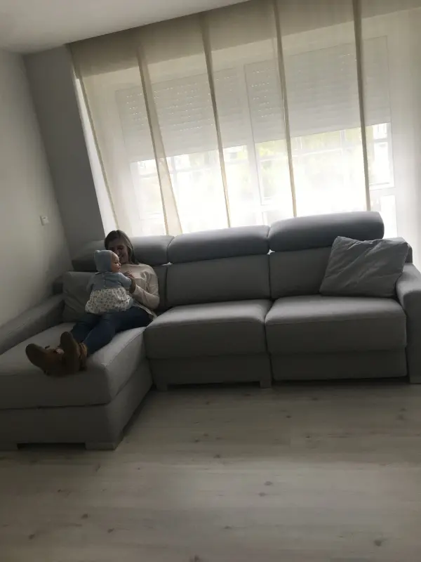 Con el bebé de la casa