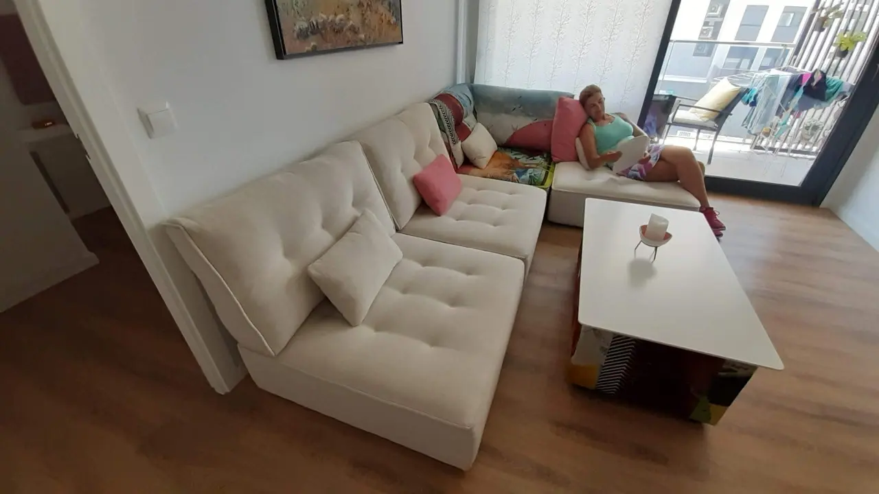 FELIZ