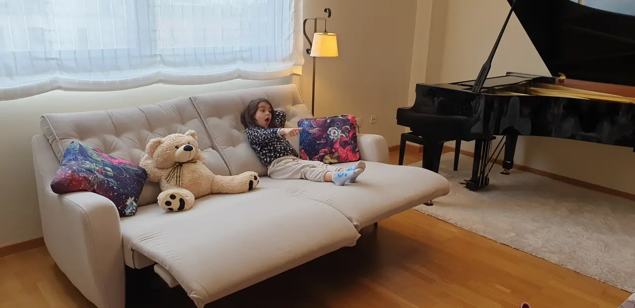 Lucía en otro mundo