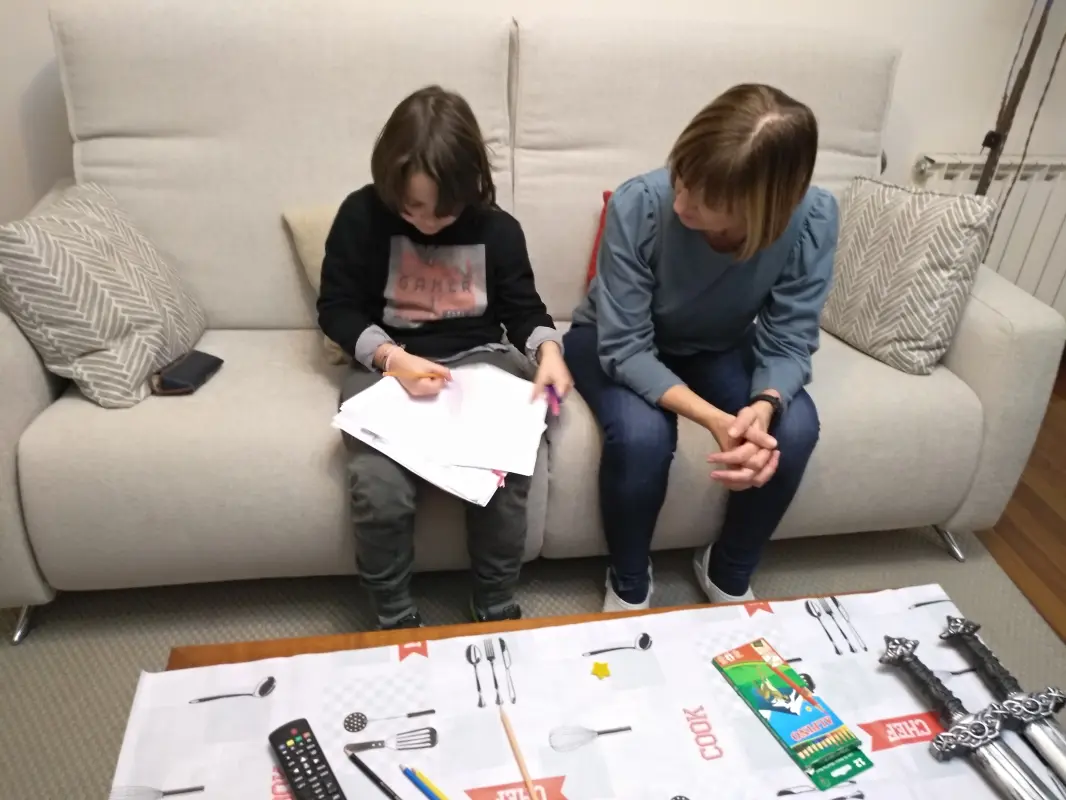 Pintando en mi sofá