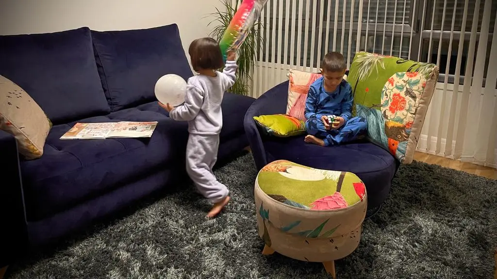 Quien juega conmigo?