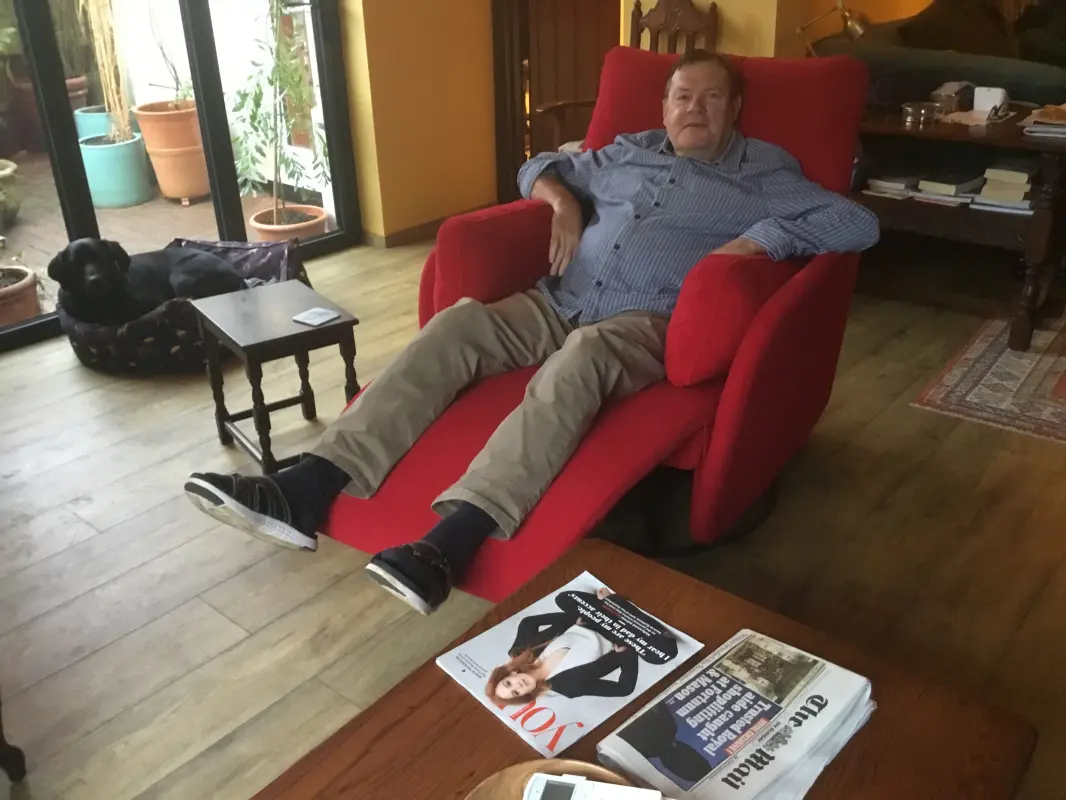 Aden recliner chair