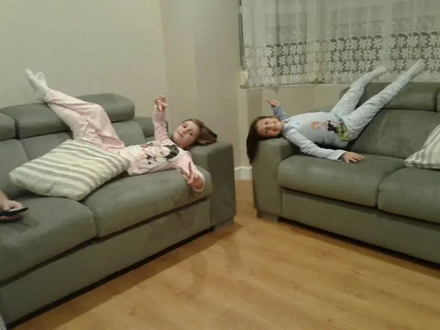 RELAXING NIGHT