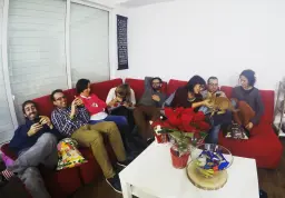 Cada loco con su tema.