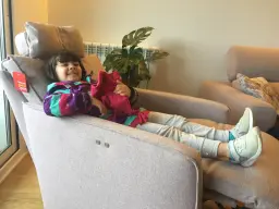 El sillón es miiiiiio :-)