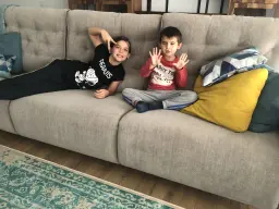 Se adueñan de mi sofá!