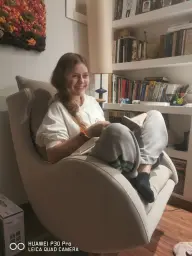 Hija disfrutando del sillon Lenny