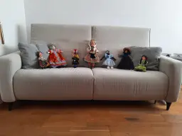 Muñecas descansando