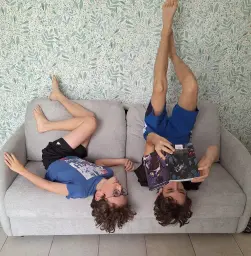 Lire à l envers sur famaStory