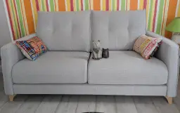OÙ LE CHAT REPOSE, LE MONDE SE POSE