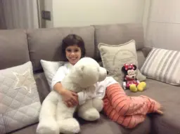 Alexandra la niña guapa