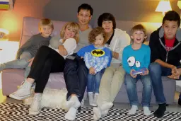 Toute la famille adooore Fama !