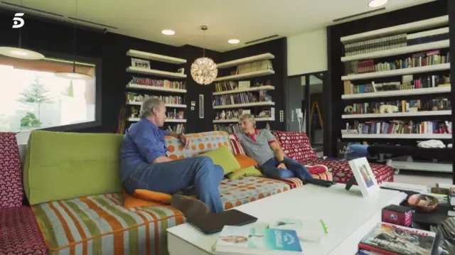 El sofá Arianne Love de Jesús Calleja en TV.