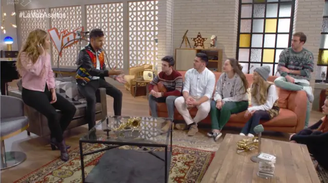 Astoria Sofa bei “Los asaltos de La Voz”