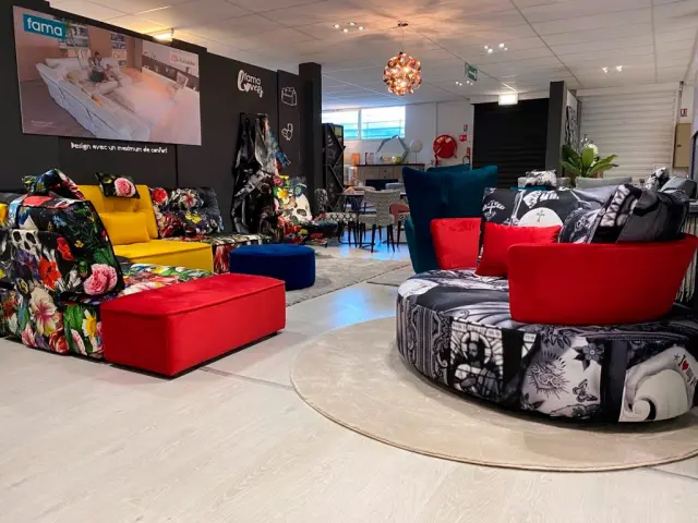 Nouvel espace Fama chez notre partenaire Monsieur Meuble Chaumont.