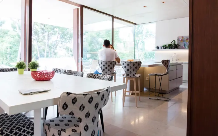 Denzel taburete Fama 2020 02