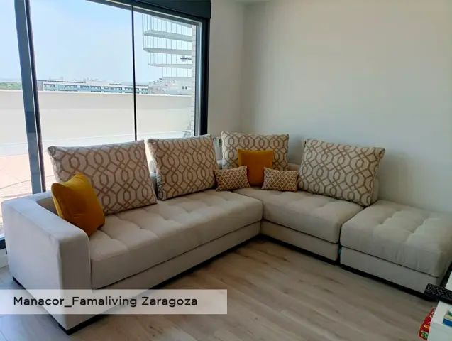 Manacor detalles amarillos fama living Zaragoza