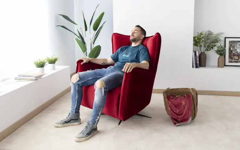 Simone sillón relax diseño giratorio