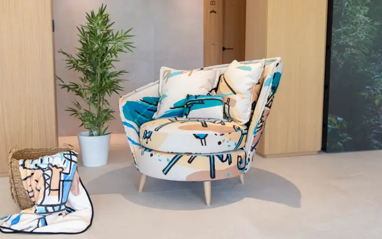 Volta sillón giratorio redondo estampado Mariscal